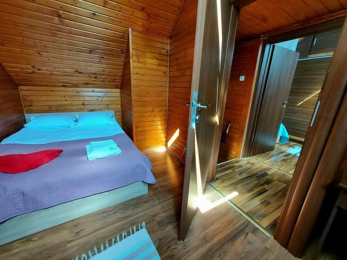 Grinda House - City Center Park And Stay บราชอฟ ภายนอก รูปภาพ