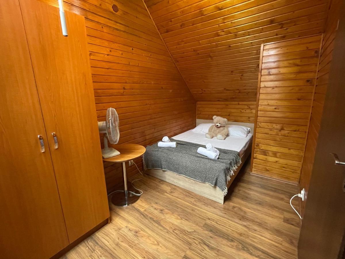 Grinda House - City Center Park And Stay บราชอฟ ภายนอก รูปภาพ